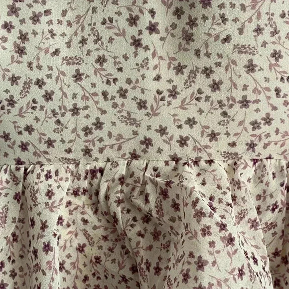 🆕NWOT Senlis Women Lightweight Ruffle Mini Dress V-Neck White Purple Floral S🆕 - Picture 10 of 12